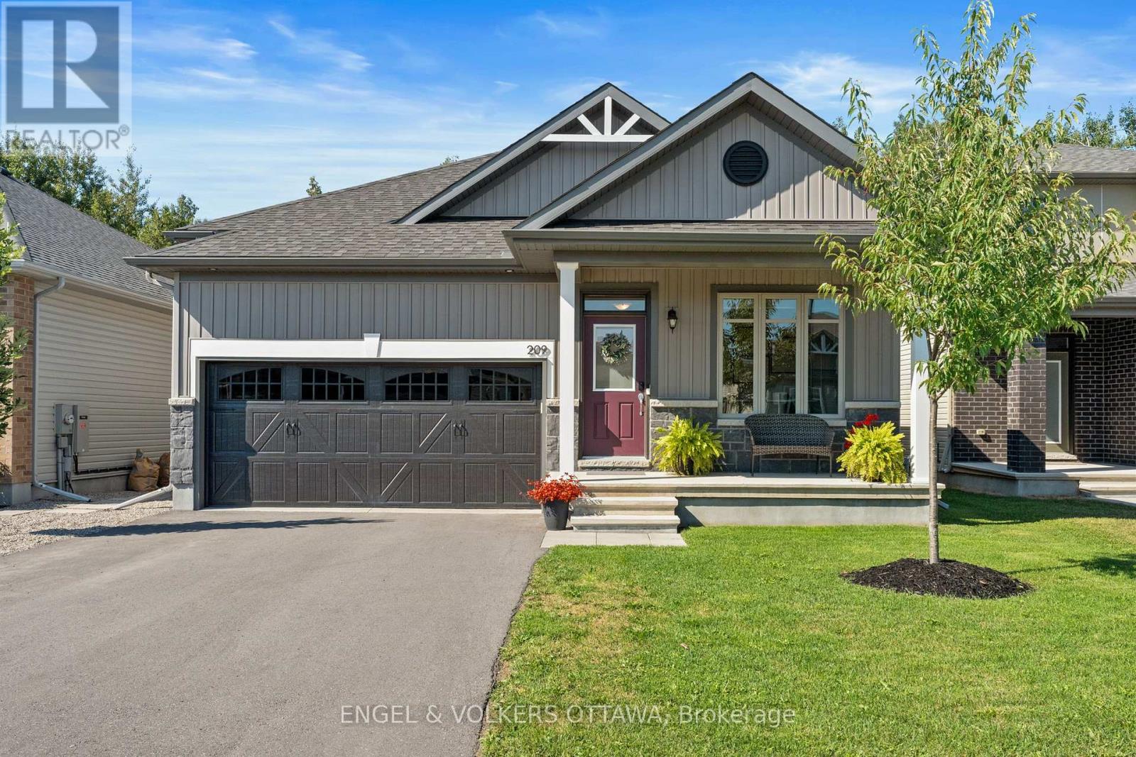 209 Blackhorse Dr, North Grenville, ON K0G 1J0