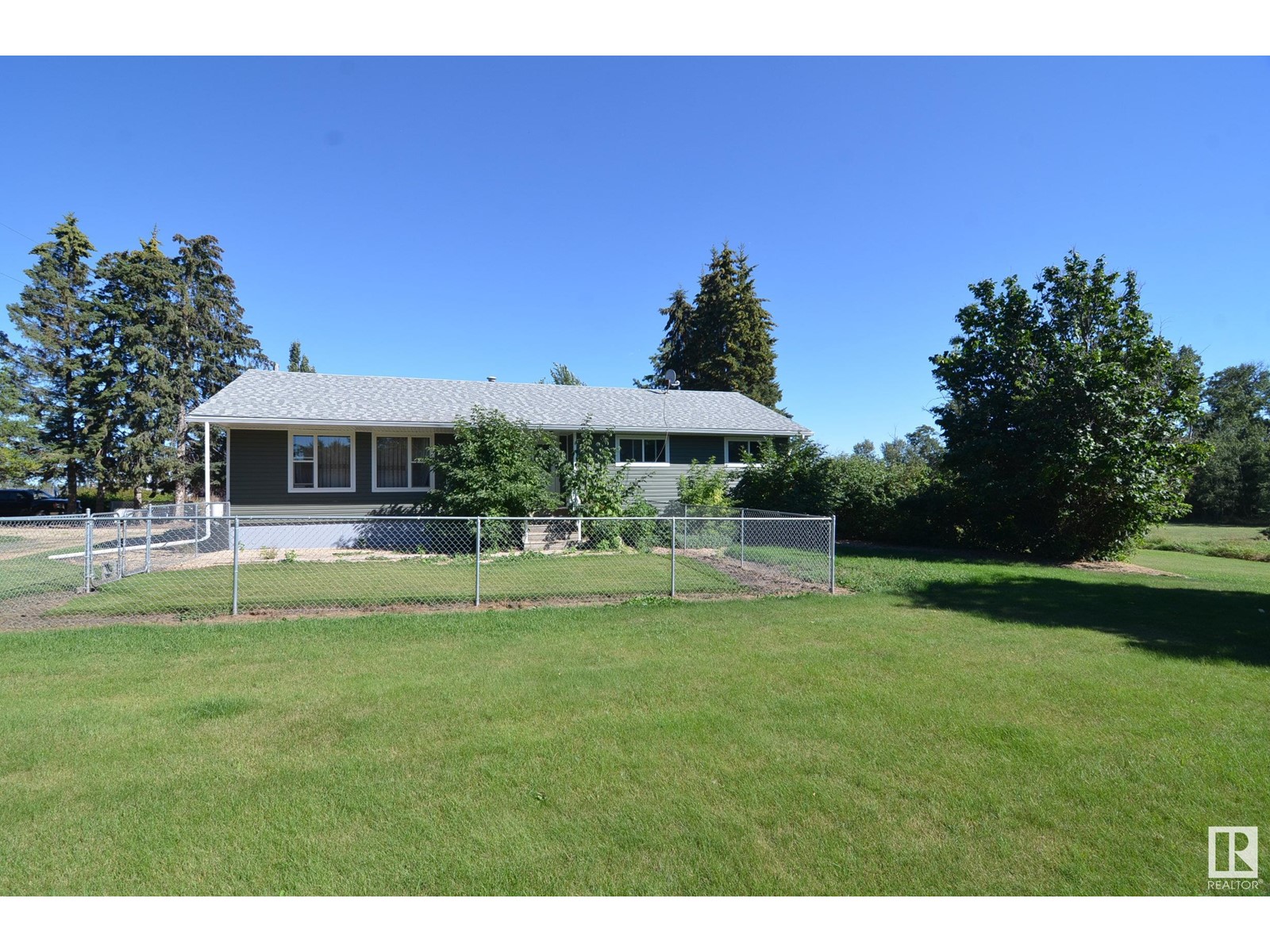 59225 Rge Rd 31, Rural Barrhead County, AB T7N 1N3