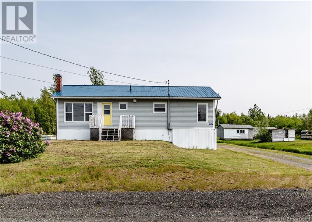 5247 Route 117, Baie-sainte-anne, NB E9A 1C3