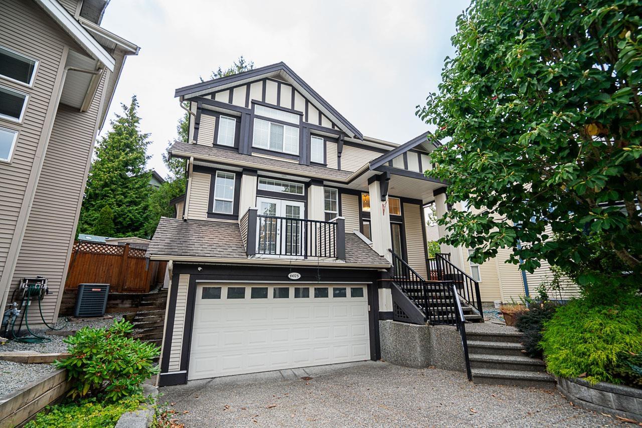 165 Street Unit 6075 #a, Surrey, BC V3S 7W6