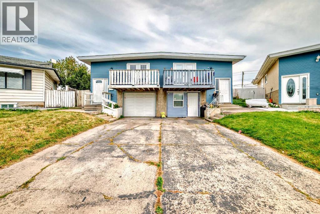 203 Penbrooke Close SE, Calgary, AB T2A 3N9