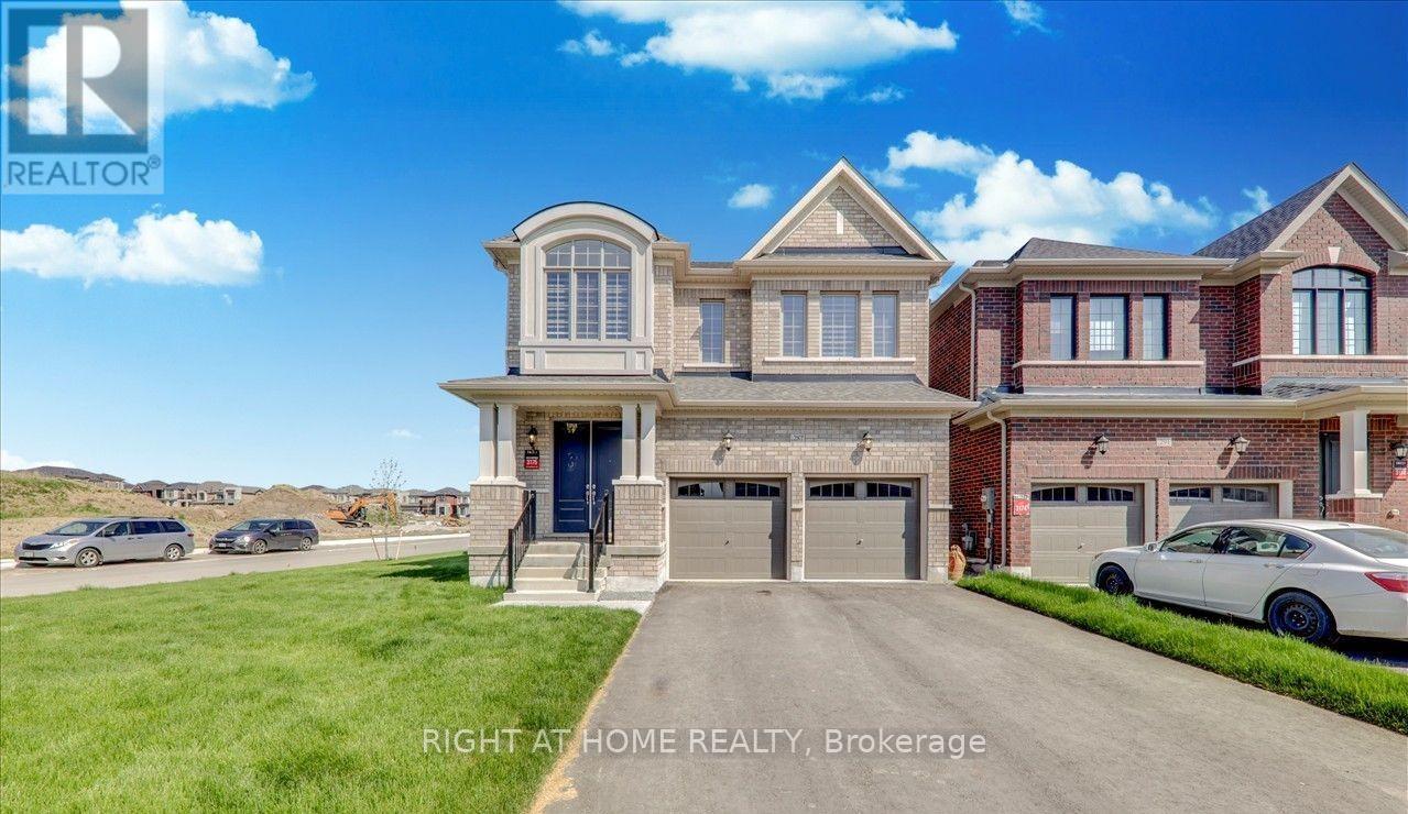 287 Boundary Blvd, Whitchurch-Stouffville, ON L4A 0R8