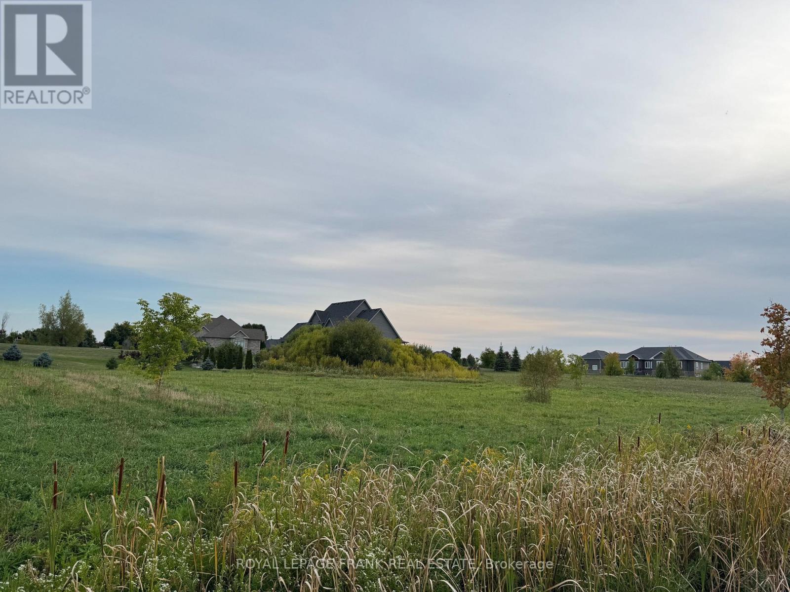 1 Bagshaw Cres, Uxbridge, ON L9P 0A9