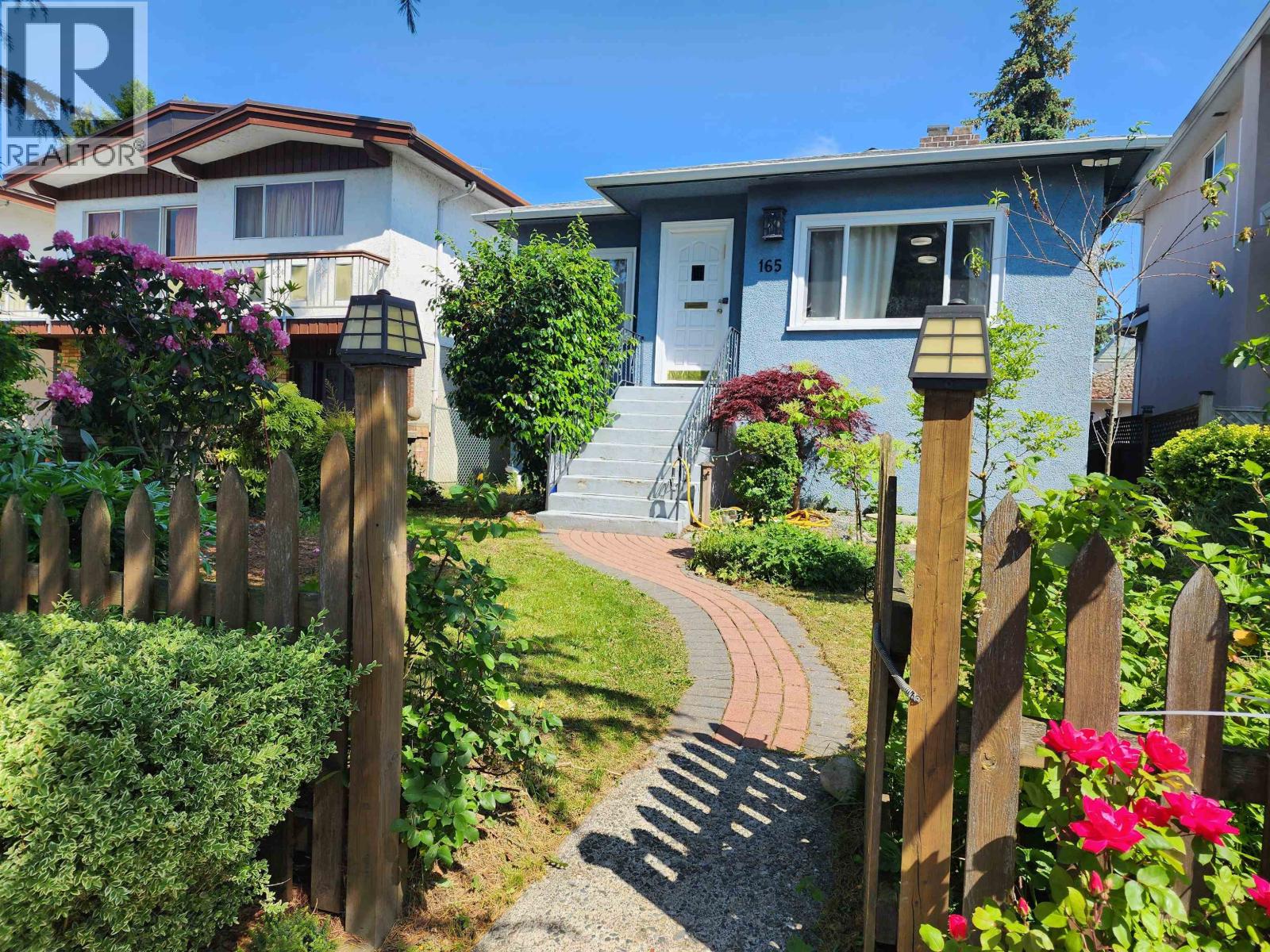 165 E 55th Ave, Vancouver, BC V5X 1M7
