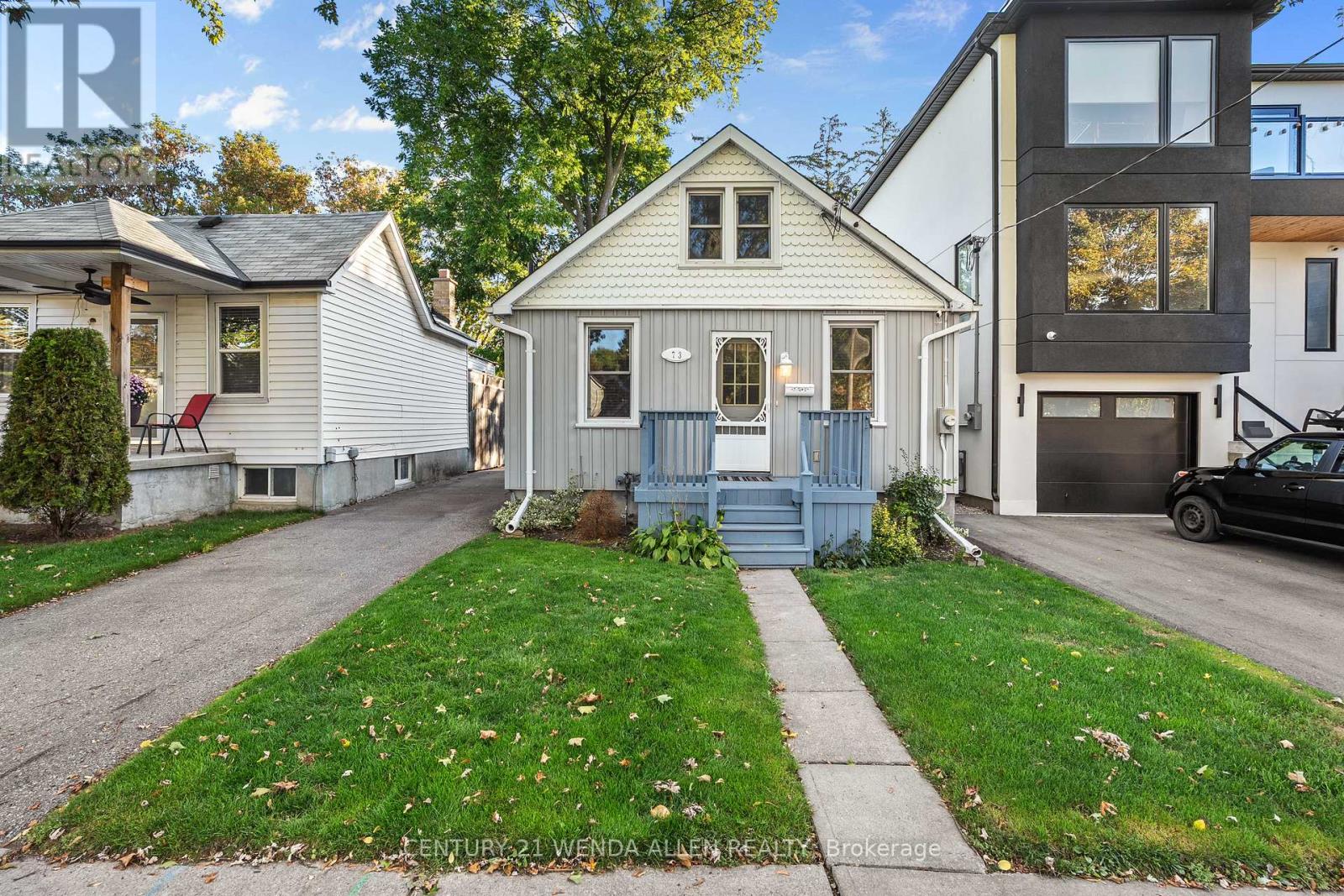 73 Montrave Ave, Oshawa, ON L1J 4R6