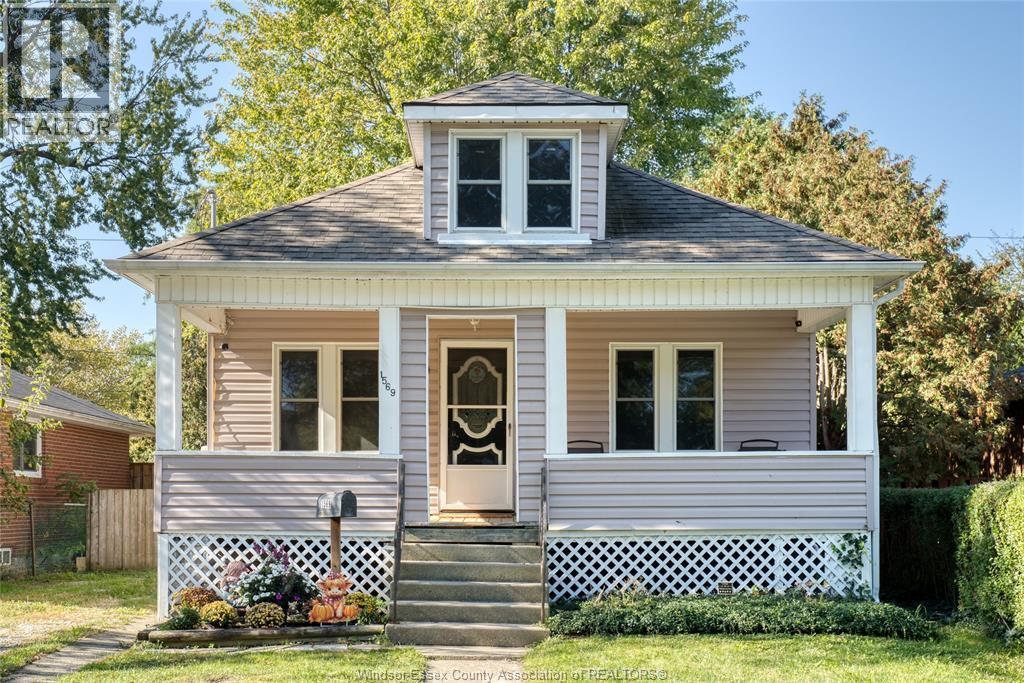 1569 Westminster, Windsor, ON N8T 1W8