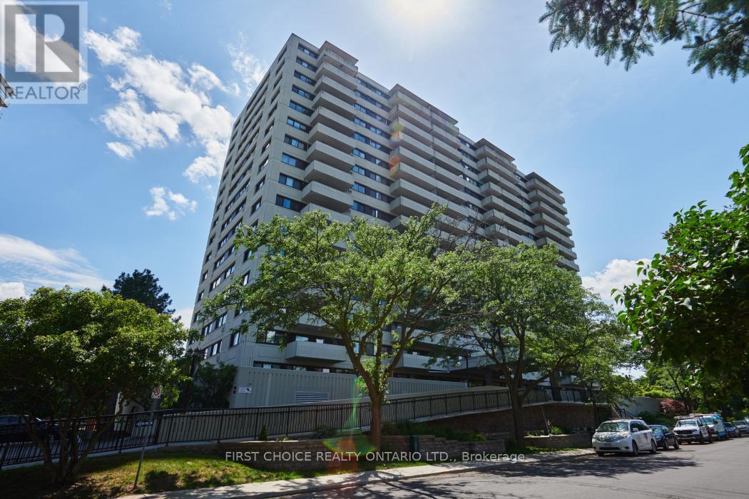 1208 40 Landry St, Ottawa, ON K1L 8K4