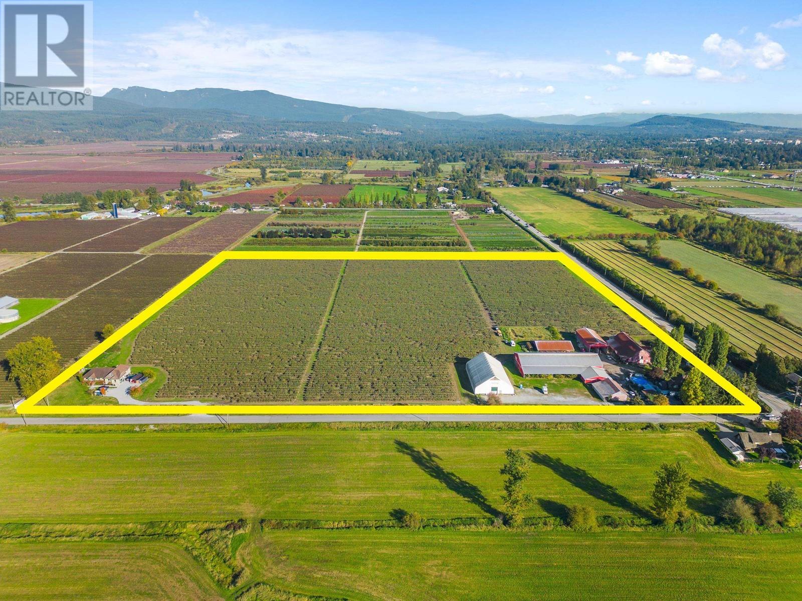 13222 Sharpe Rd, Pitt Meadows, BC V3Y 1Z1