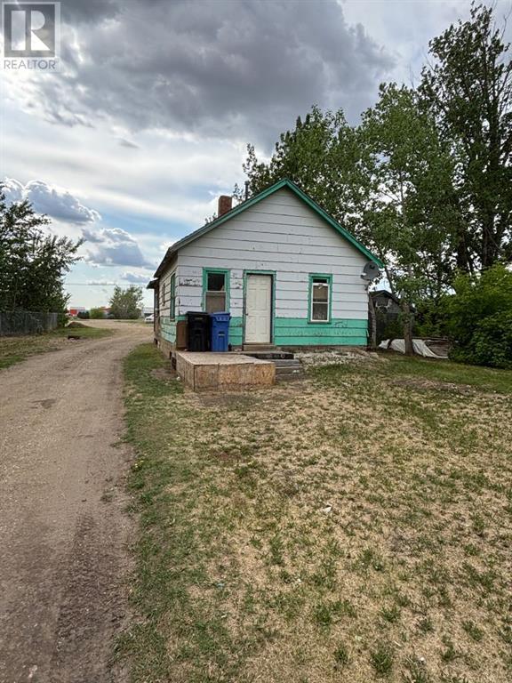 5605 50 Street, Grimshaw, AB T0H 1W0