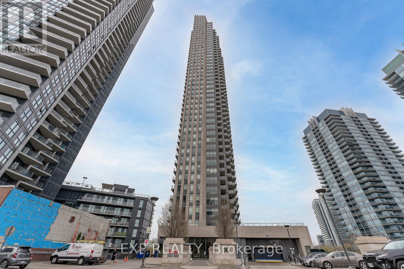 1601 36 Park Lawn Rd W, Toronto, ON M8V 0E5