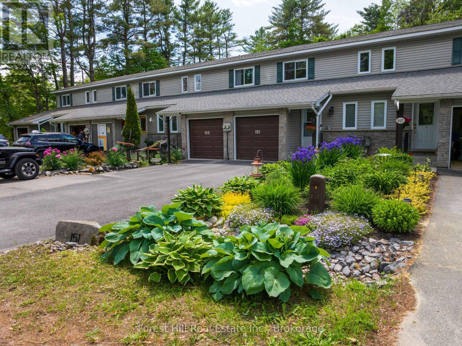 151 Pine St, Bracebridge, ON P1L 2H8