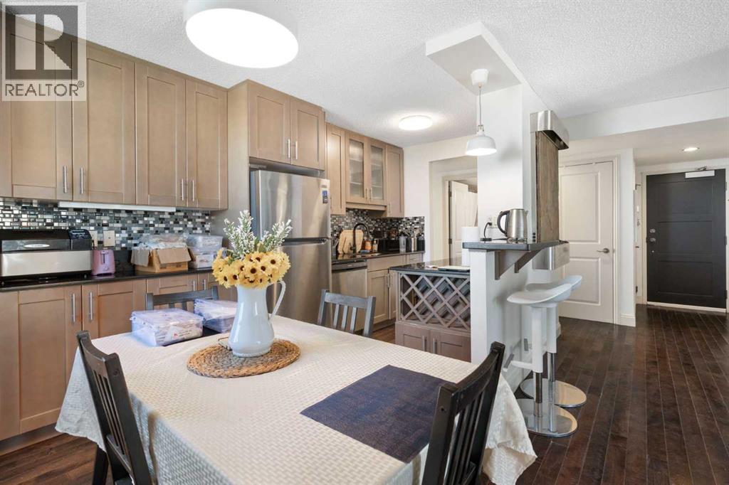 733 14 Avenue Sw Unit 1201, Calgary, AB T2R 0N3