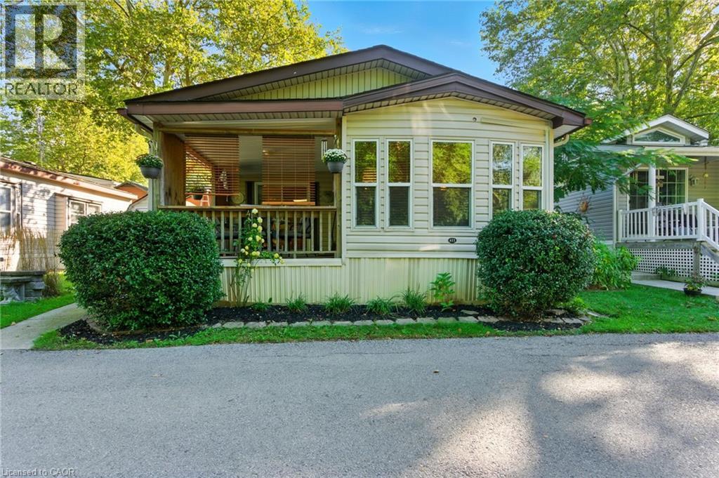 23 Four Mile Creek Road Unit 411, Niagara-on-the-lake, ON L0S 1J1