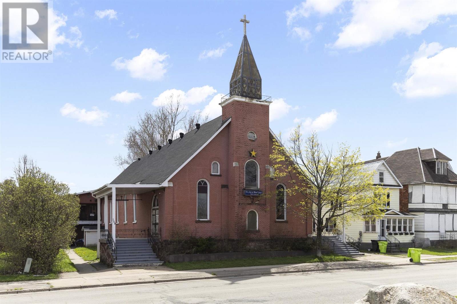 549 Cathcart St, Sault Ste. Marie, ON P6A 1G6