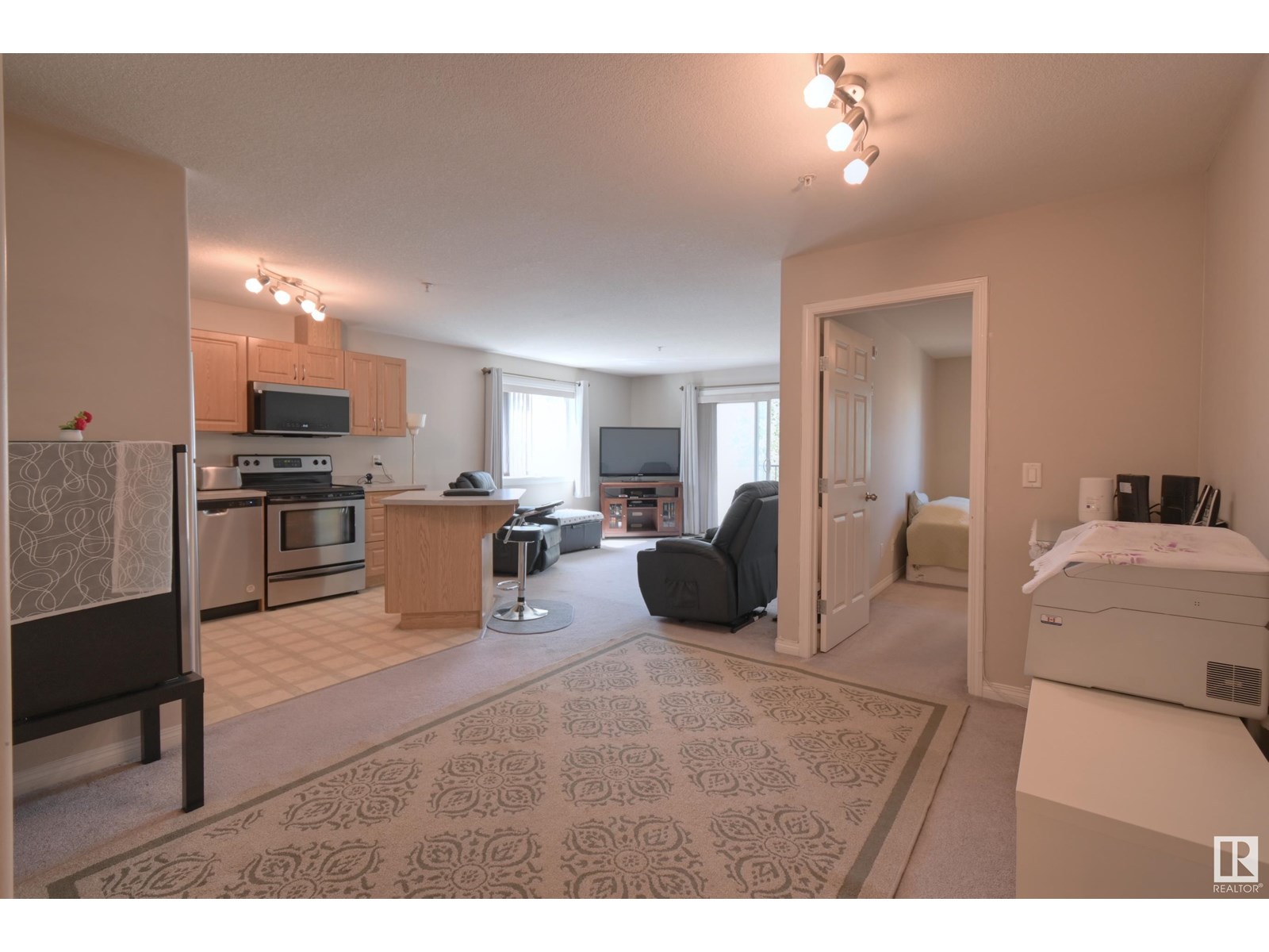 9945 167 Street Northwest #204, Edmonton, AB T5P 0K5