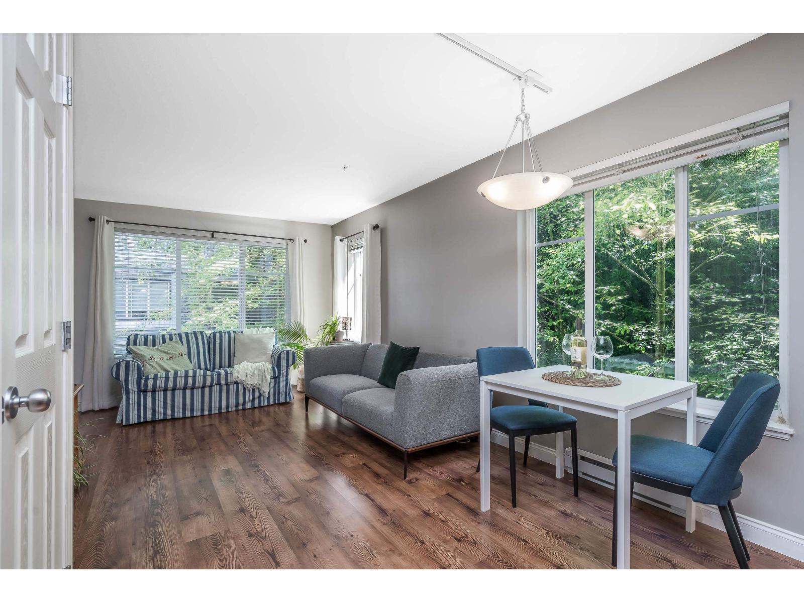 5454 198 Street Unit 107, Langley, BC V3A 1G2