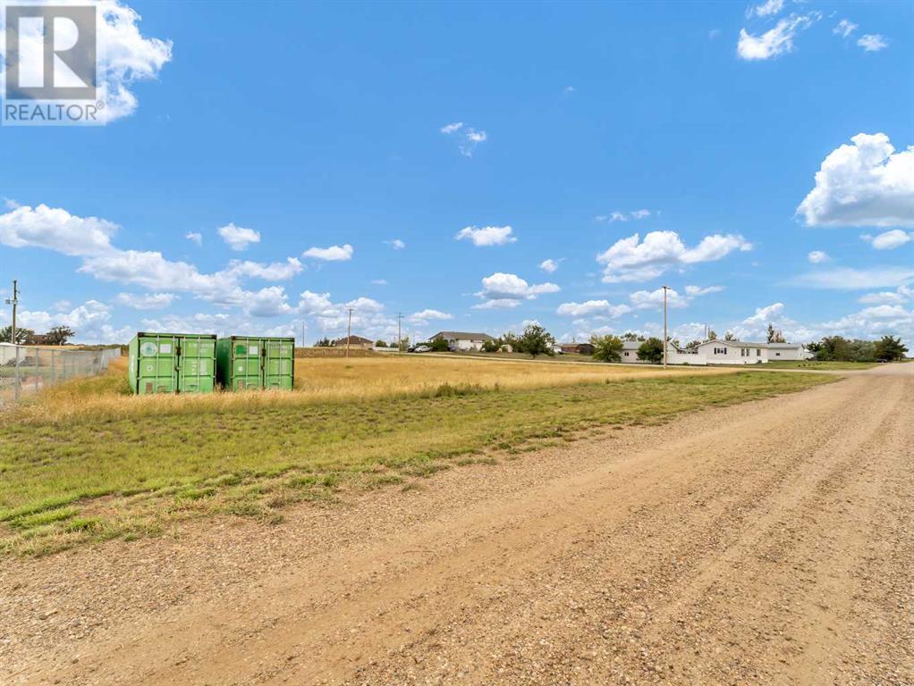 118 Grenfell Ave, Suffield, AB T0J 2N0