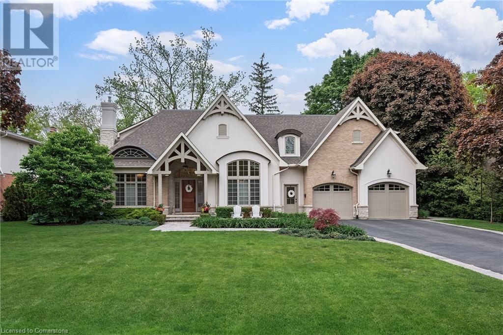 209 Donessle Dr, Oakville, ON L6J 3Y7