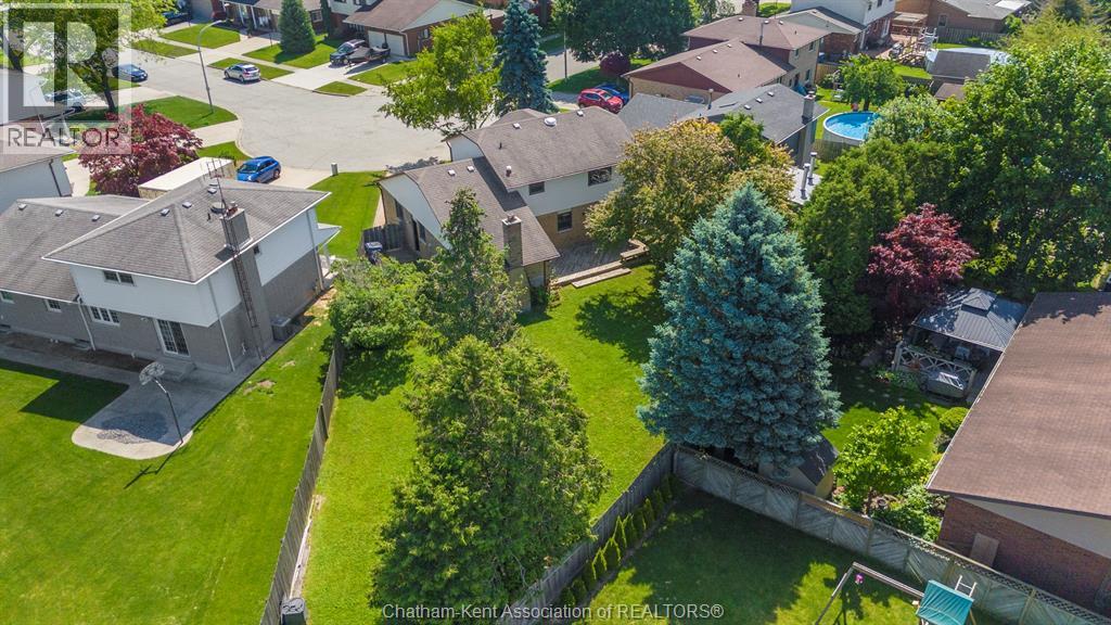 44 Pamela Cres, Chatham, ON N7L 4S5