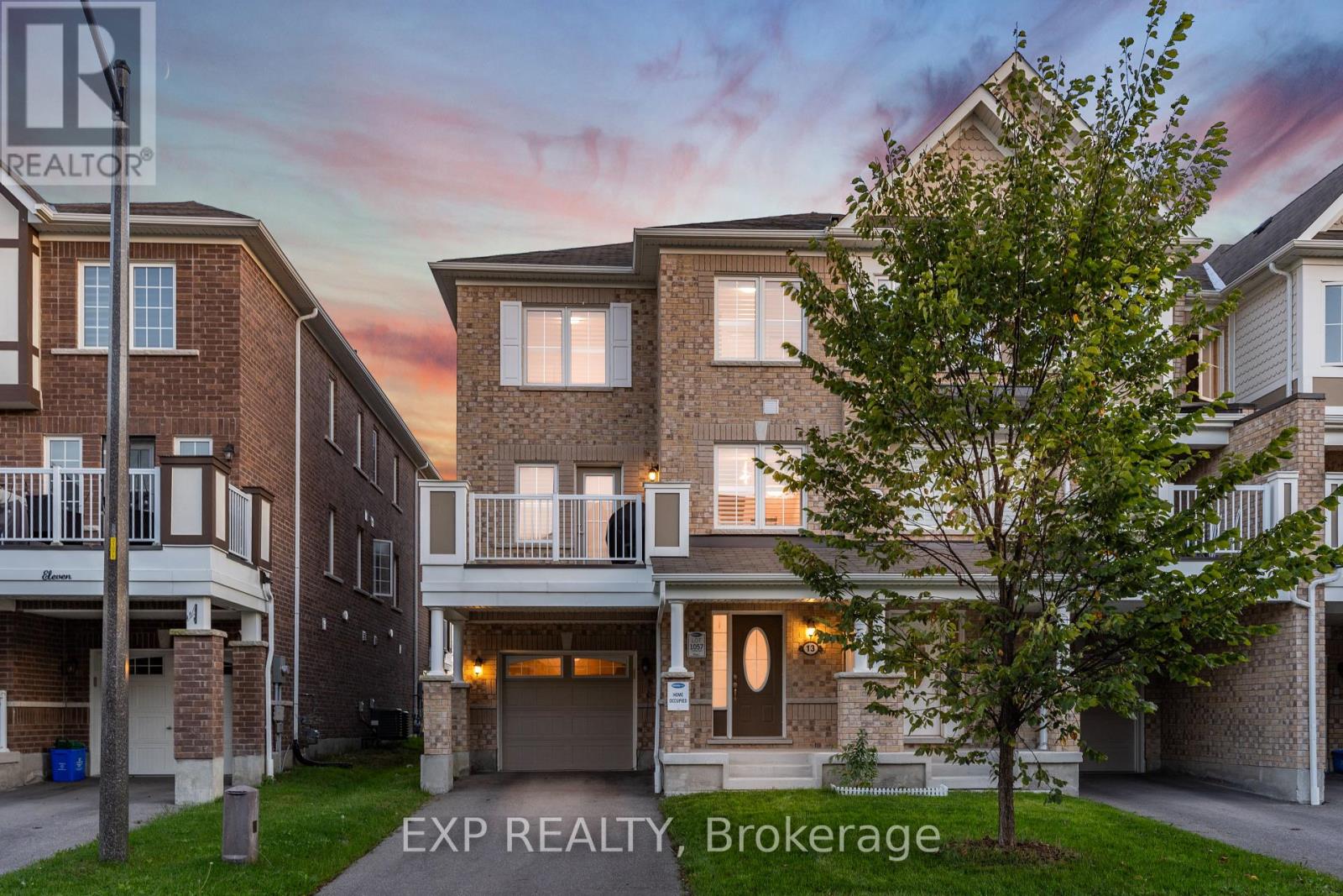 13 Goldeye St, Whitby, ON L1P 0E5