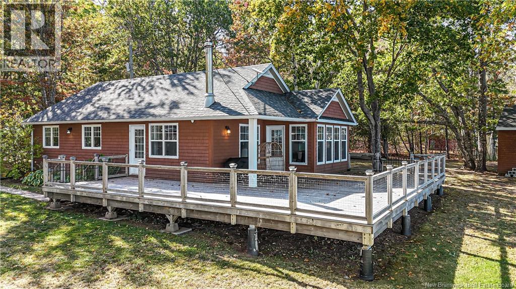 63 Lewis Rd, Grand Lake, NB E4C 3V3
