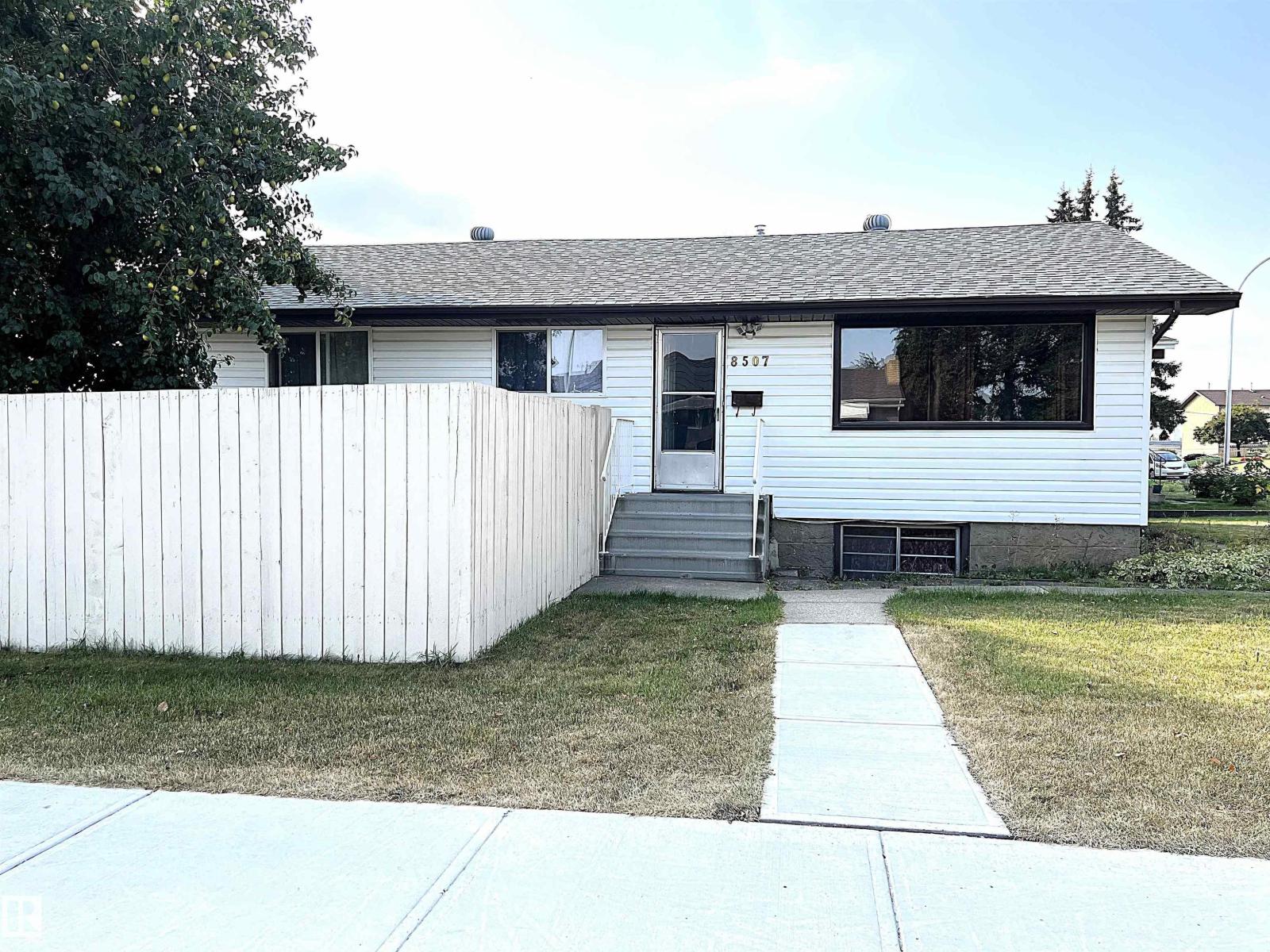 8509 128 Av Nw Unit 8507, Edmonton, AB T5E 0E9