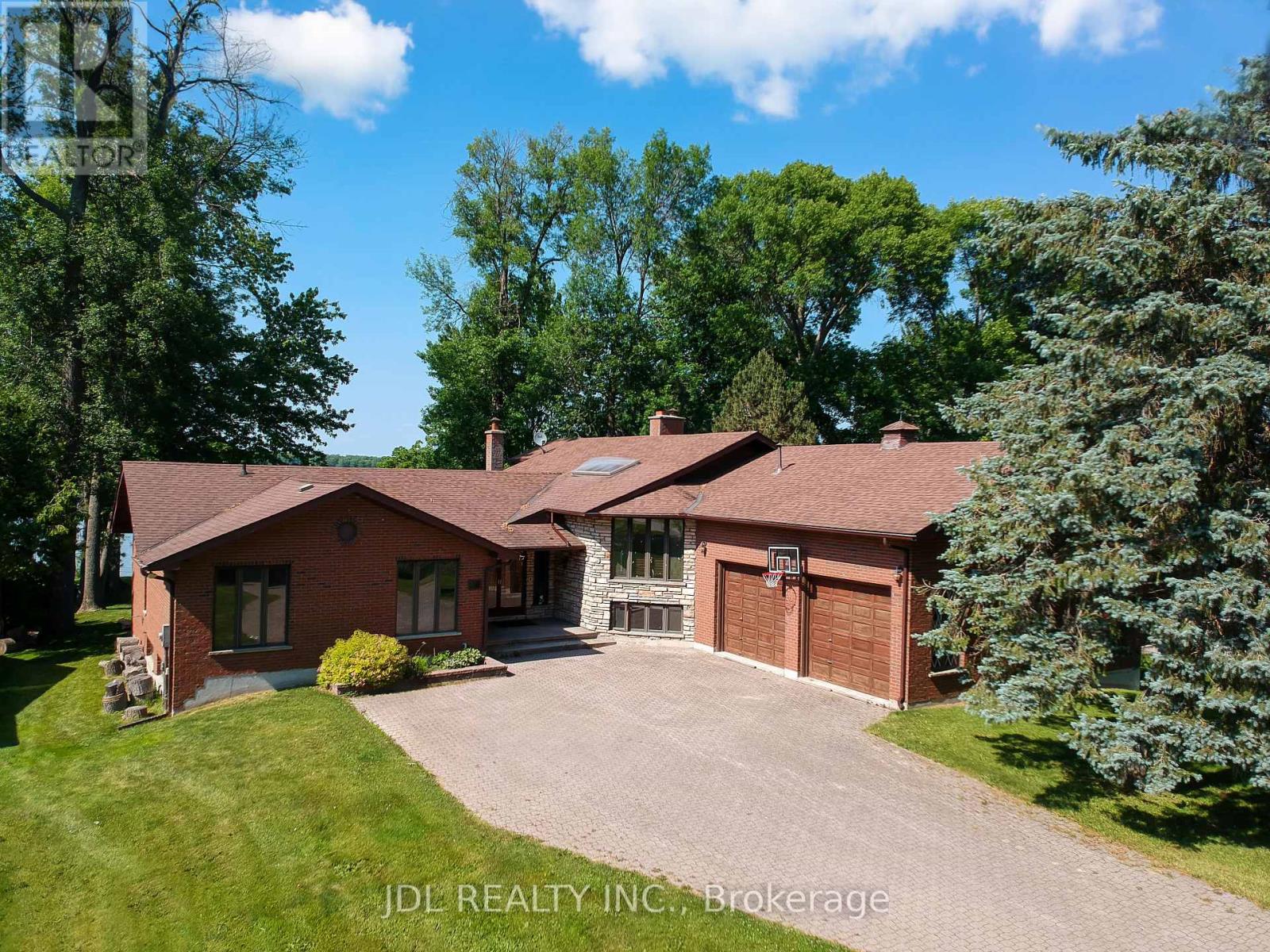 16 Thicketwood Pl, Ramara, ON L0K 1B0