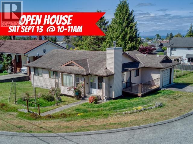 4781 Redonda Ave, Powell River, BC