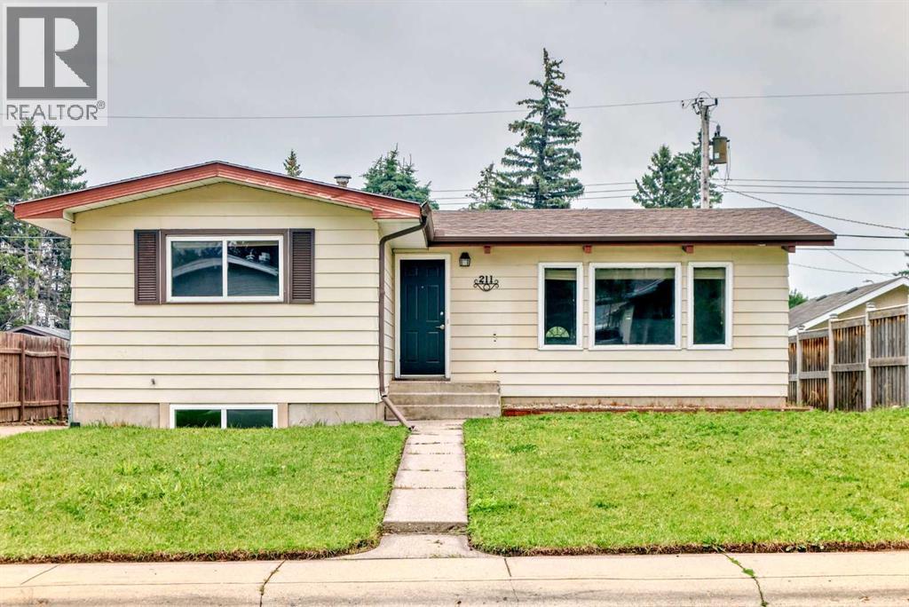 211 Allan Cres SE, Calgary, AB T2J 0T3