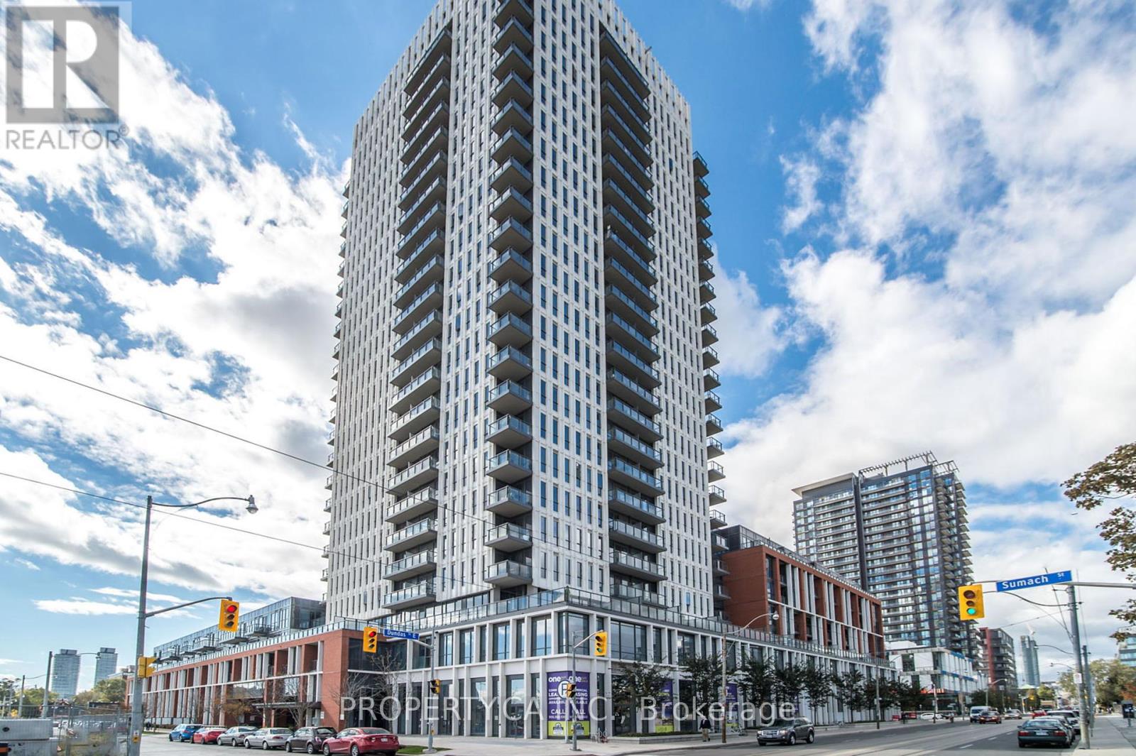 2213 170 Sumach St, Toronto, ON M5A 3H6