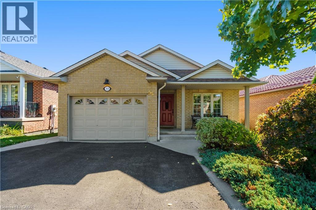 55 Amore Blvd, Hamilton, ON L9B 2V3
