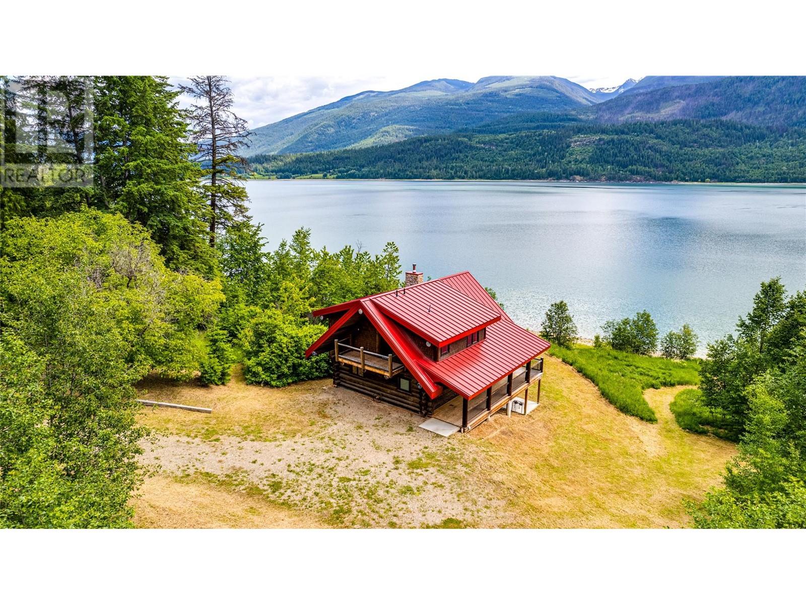 682 Lower Inonoaklin Rd, Edgewood, BC V0G 1J0