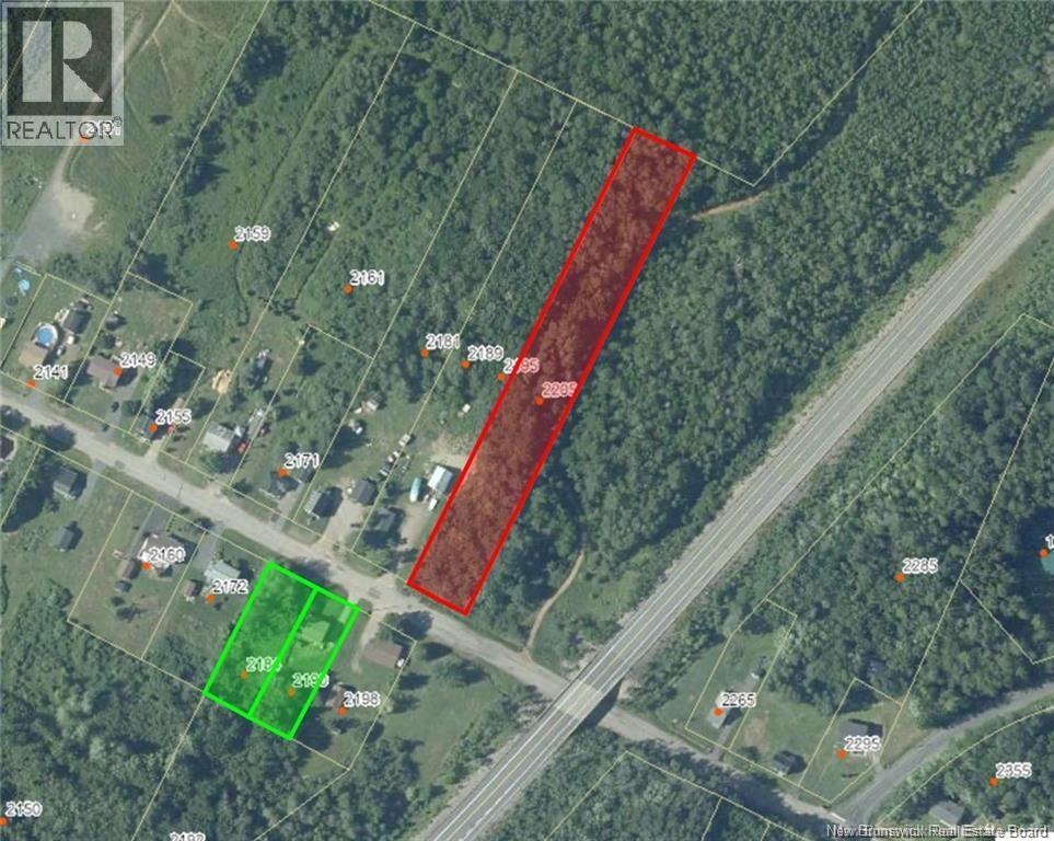 2205 St Mary Ave, Bathurst, NB E2A 2E3