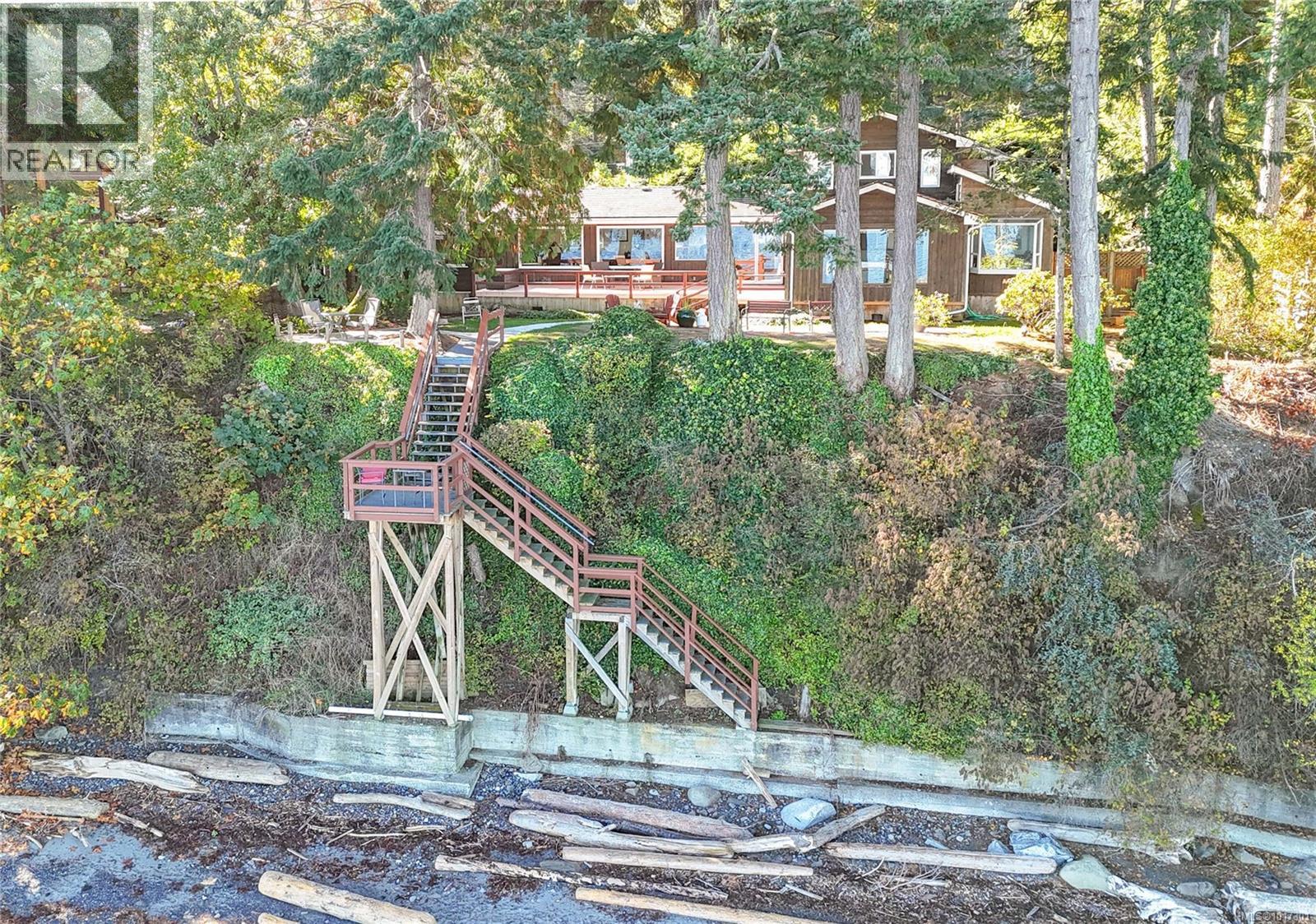 1712 Tashtego Cres, Gabriola Island, BC V0R 1X5