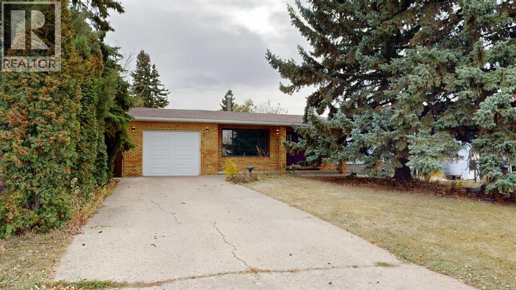 51 Avenue Unit 6117, Stettler, AB T0C 2L2