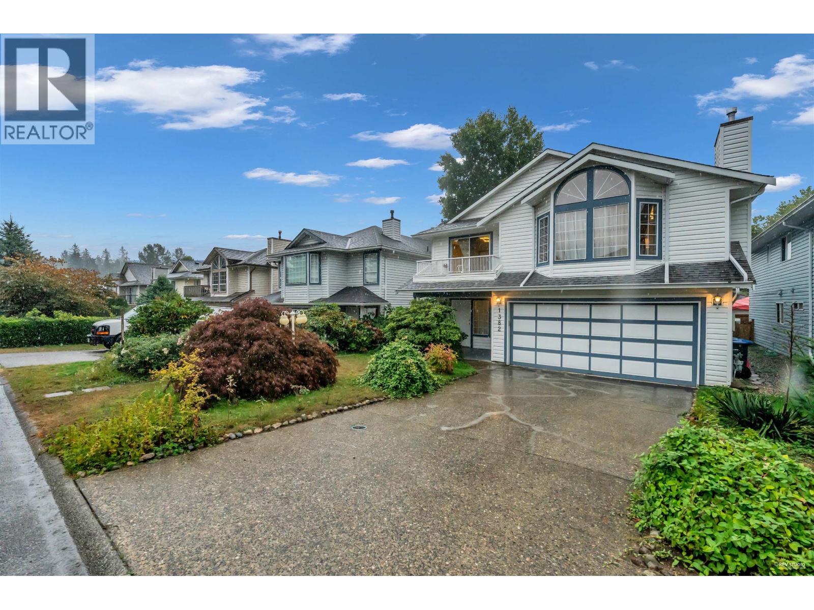 1382 Sutherland Ave, Port Coquitlam, BC V3B 7G7