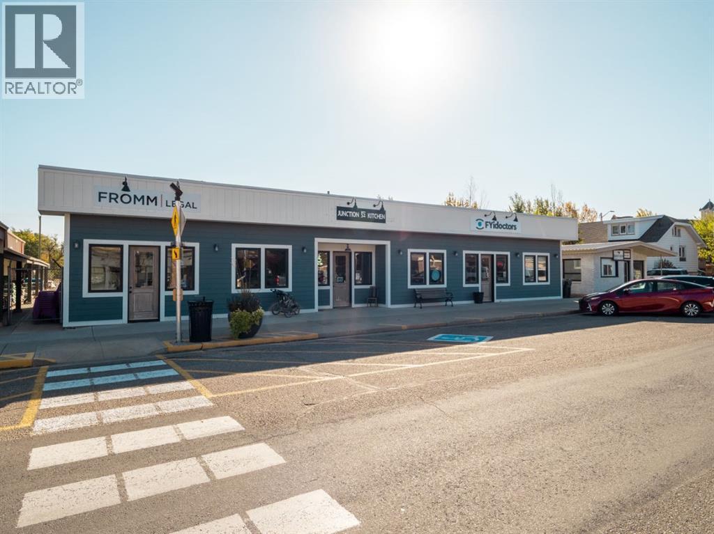 19 Broadway N, Raymond, AB T0K 2S0