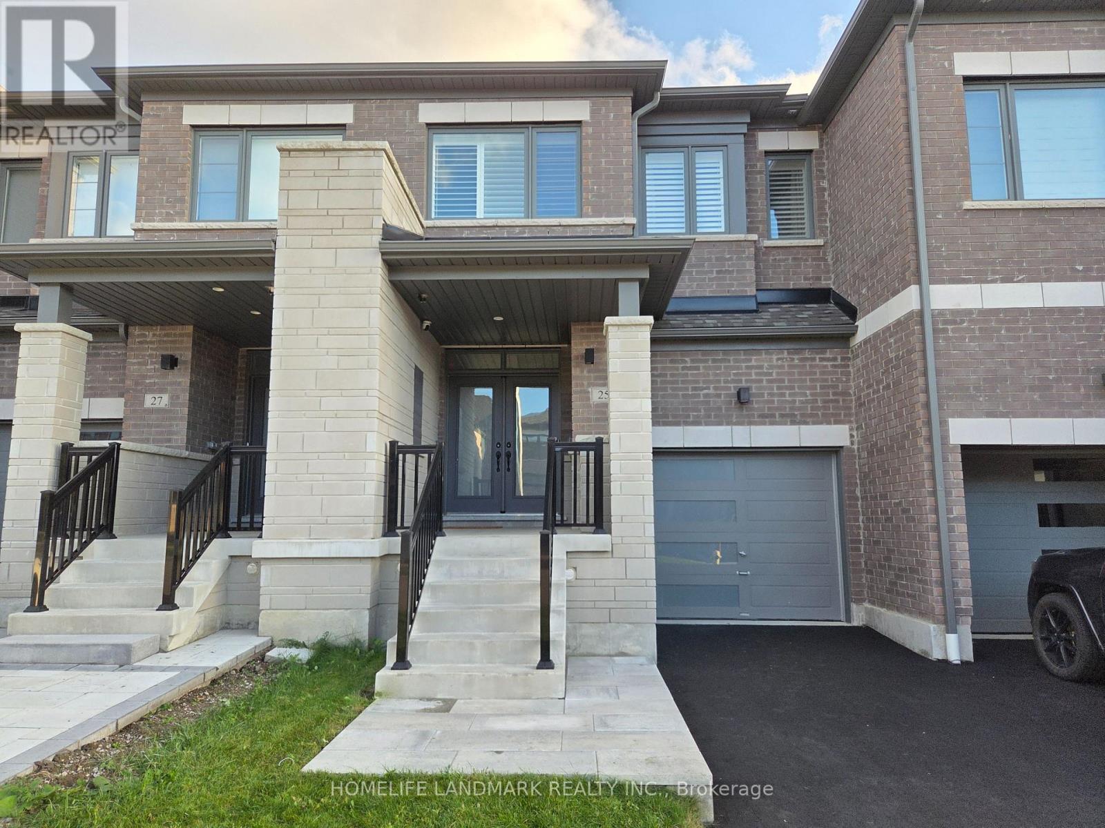 25 Markview Rd, Whitchurch-Stouffville, ON L4A 4W1