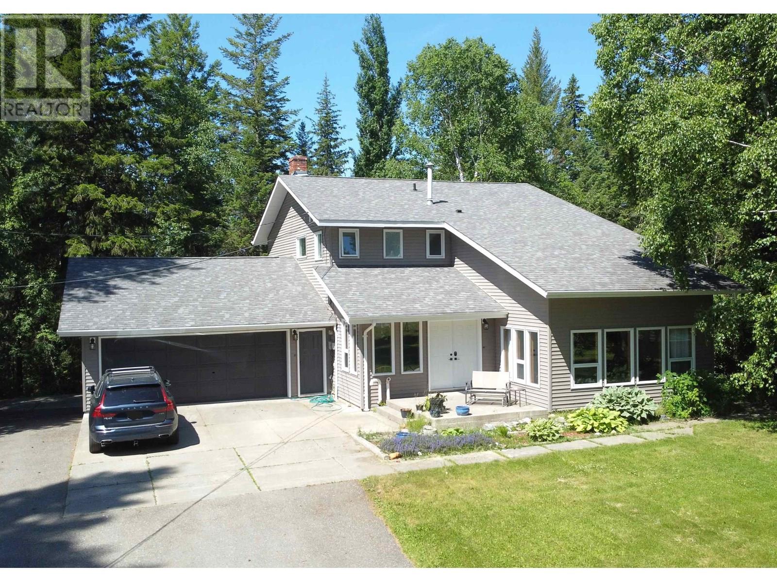 3192 Spruce Ridge Rd, Quesnel, BC V2J 4R4
