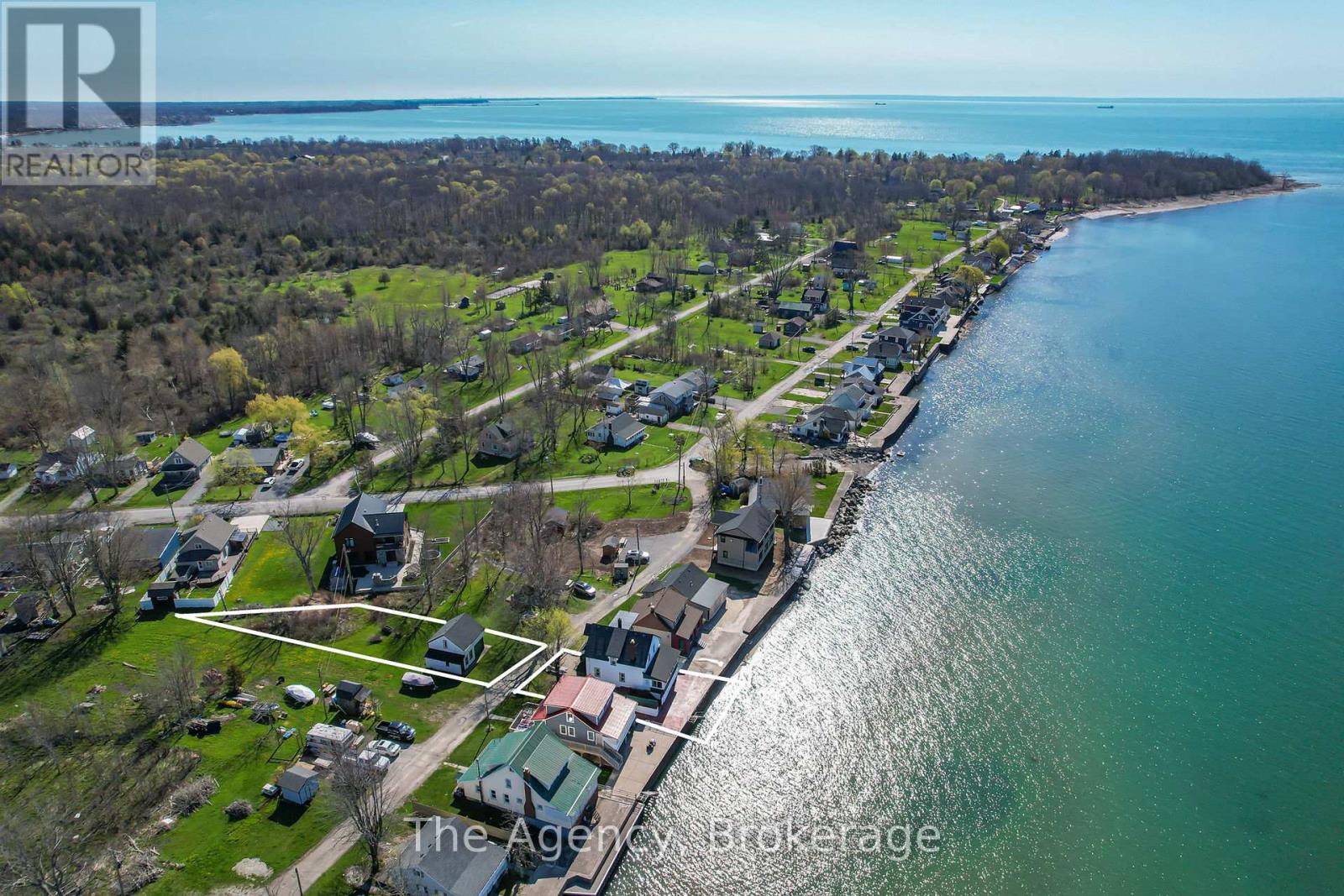 11611 Beach Rd W, Wainfleet, ON L0S 1V0