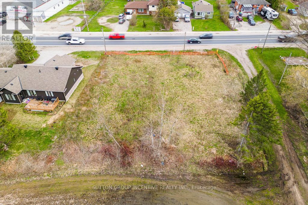 28 Brentwood Rd, Essa, ON L0M 1B2
