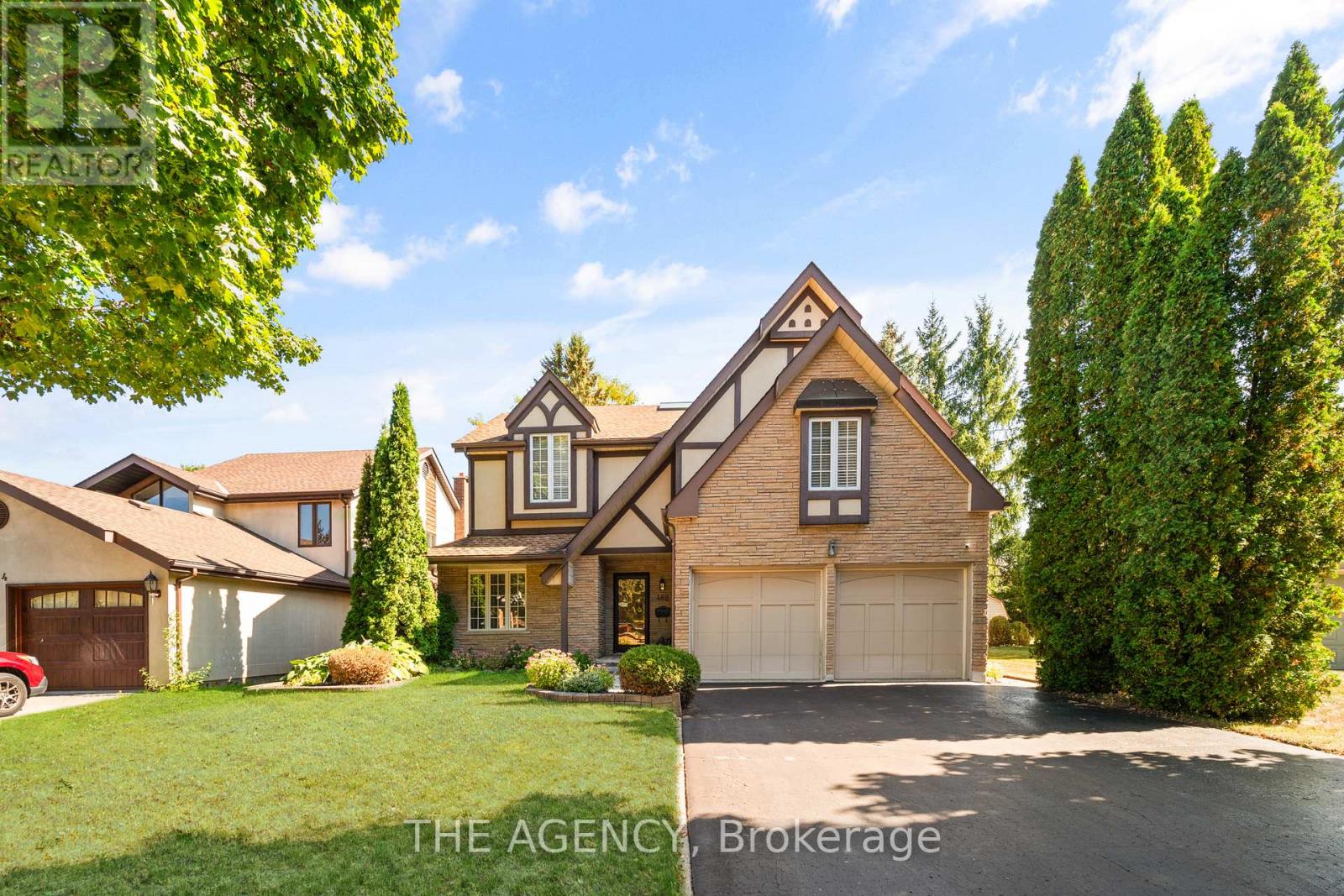 462 Winchester Dr, Waterloo, ON N2T 1K5