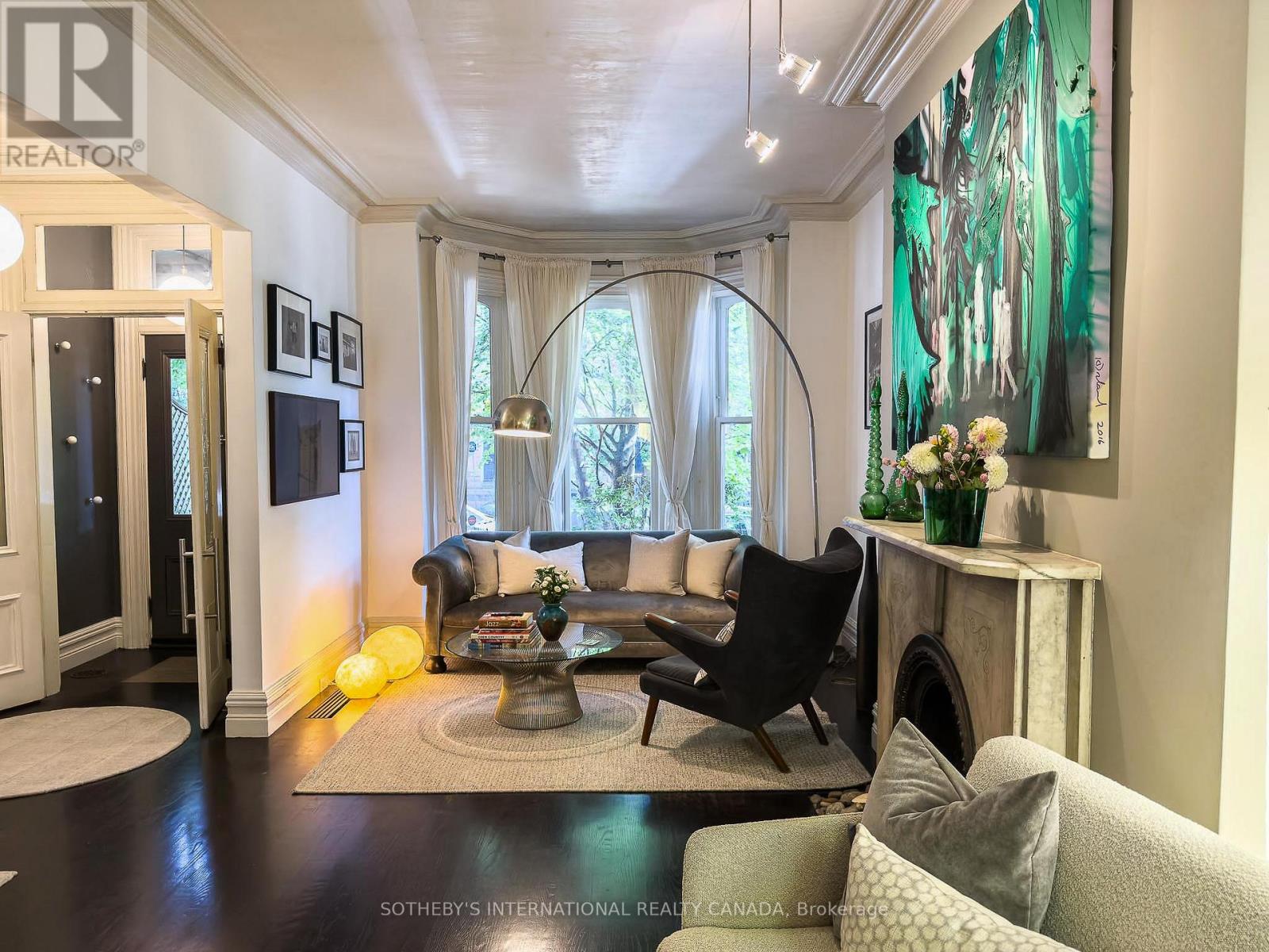 426 Sackville St, Toronto, ON M4X 1S9