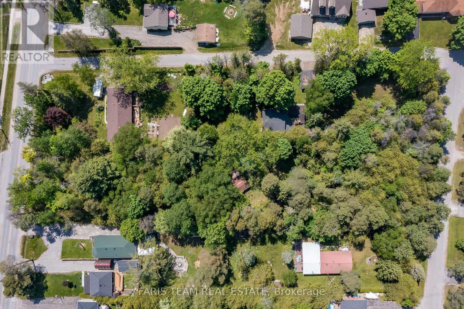 2144 25th Side Rd, Innisfil, ON L9S 2C4