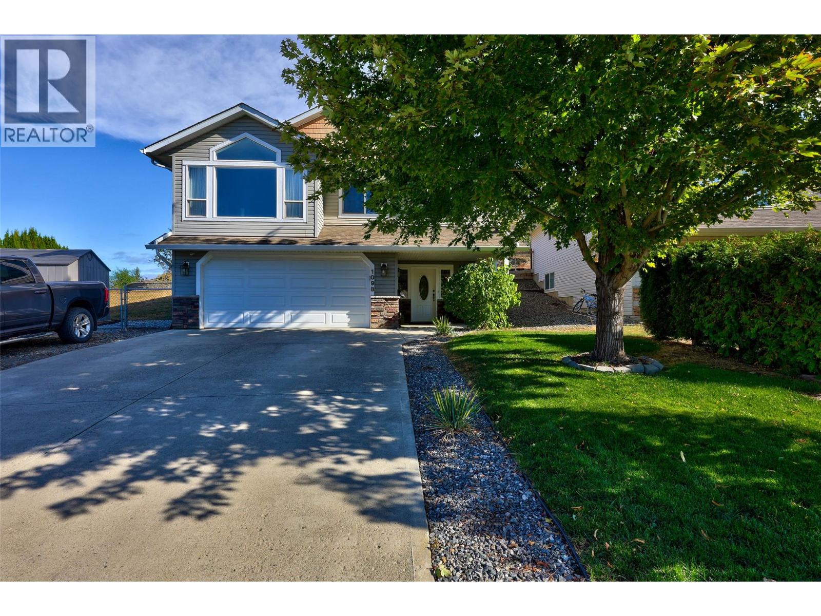 1098 Quail Dr, Kamloops, BC V2B 8N9