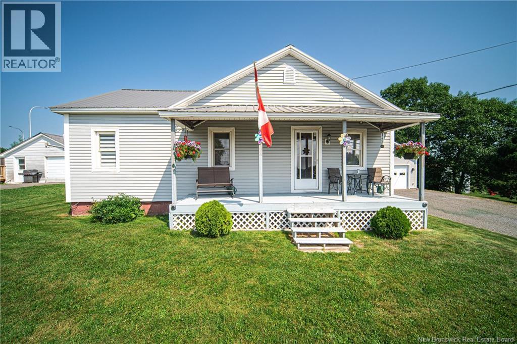 30 Mill Rd, Gagetown, NB E5M 1C1