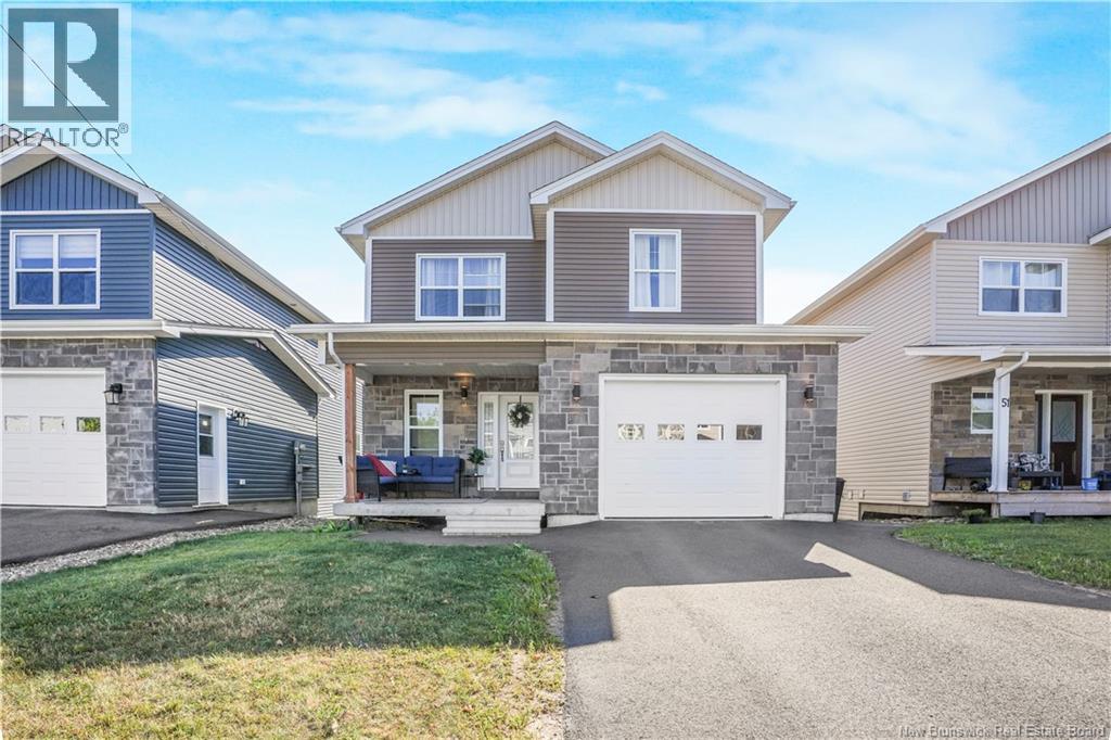 45 Weavers Way, Fredericton, NB E3A 3P8