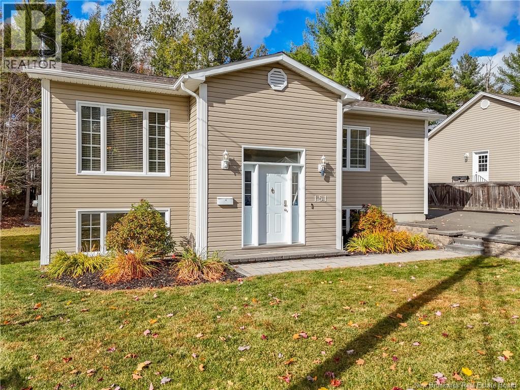 151 Bunker St, Fredericton, NB E3A 0T1