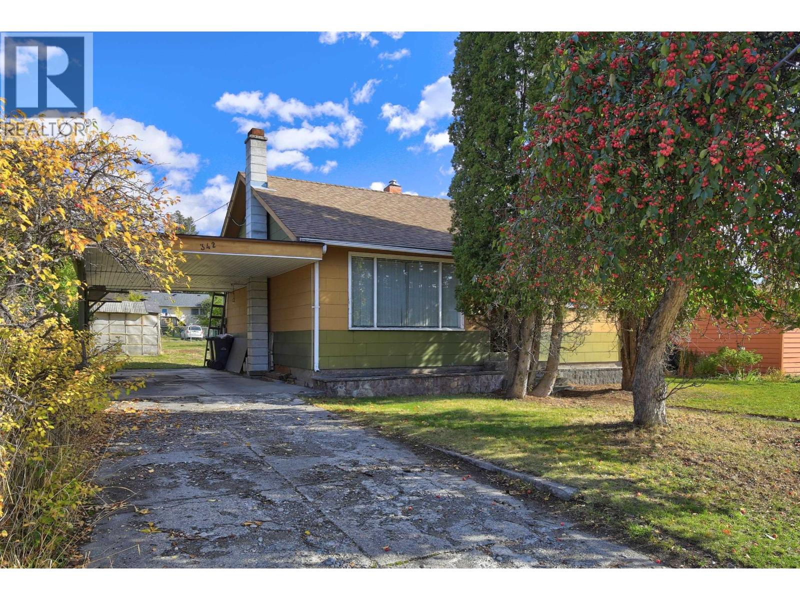 342 N Third Ave, Williams Lake, BC V2G 2A8