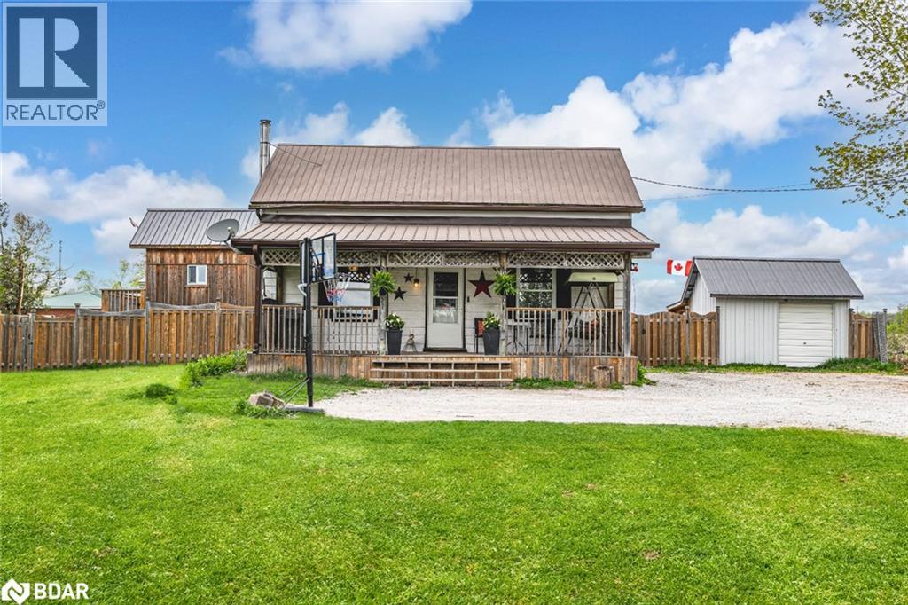 1601 Penetanguishene Rd, Dalston, ON L4M 4Y8